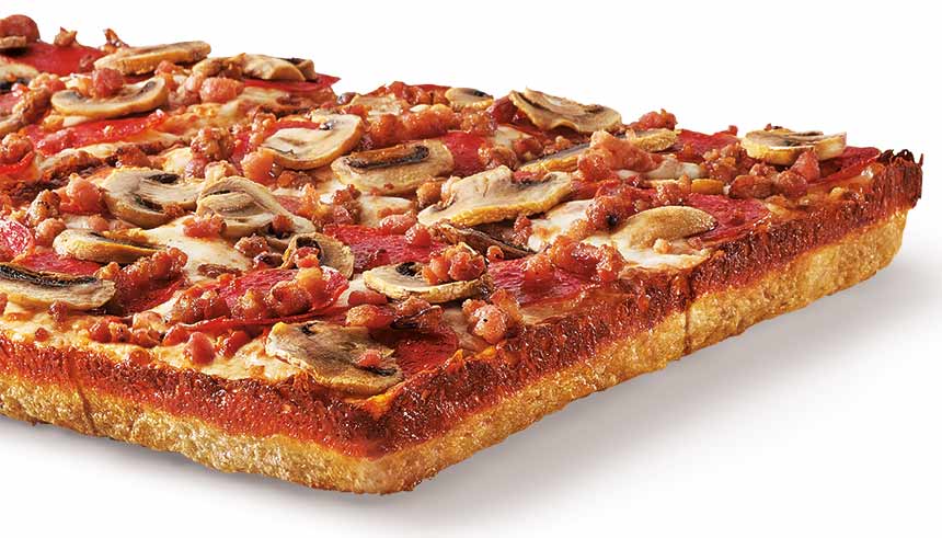 Detroit-Style Deep Dish Canadian Pizza